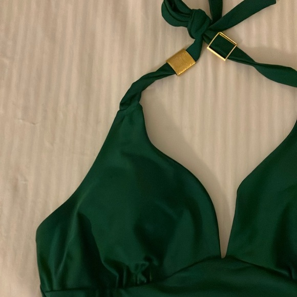 Swim women’s size large Elegant Green halter Top - bathing suit top - Picture 3 of 9